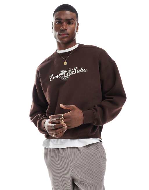Cotton On - Sweat coupe carrée à imprimé graphique et col ras de cou - Chêne foncé, 2 de 4