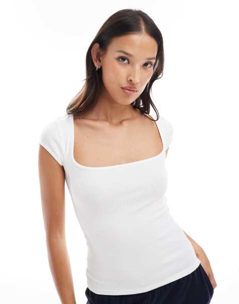 Cotton On - T-shirt anni '90 con scollo rotondo color latte di cocco - view 1