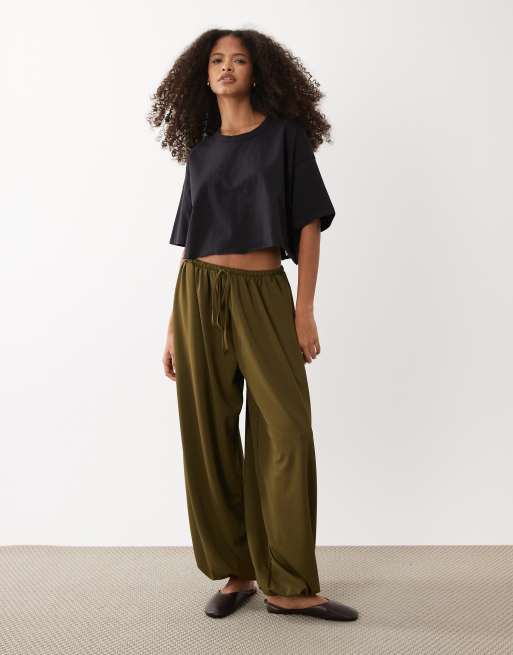 Cotton On - T-shirt corta nera, 2 di 4