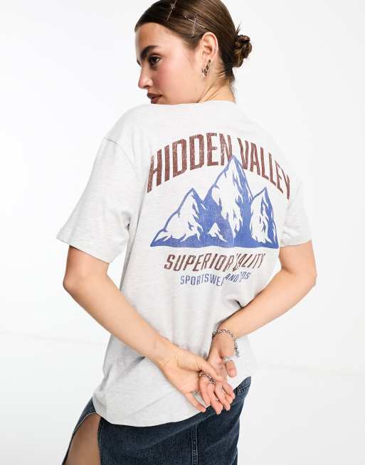 Cotton On – T-shirt o luźnym kroju z grafiką Hidden Valley 