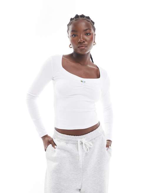 Cotton On - T-shirt taglio corto bianca con maniche lunghe e scollo squadrato