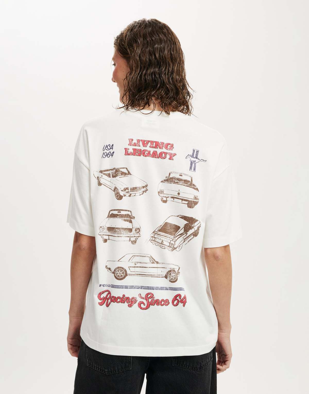 Cotton  On The lcn boxy graphic tee in off-white
