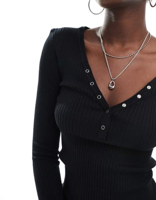 Cotton On - Top a maniche lunghe nero in maglia a coste con collo serafino, 2 di 4