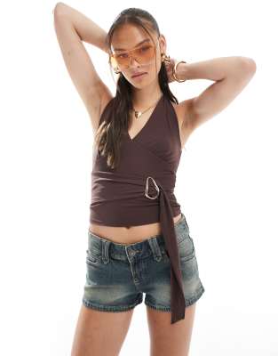 Cotton On - Top dos nu avec détail ceinture - Marron