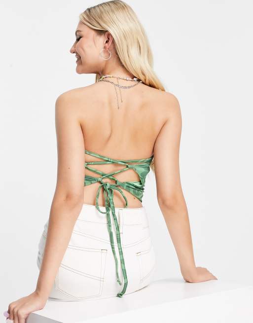 Cotton On – Trägerloses Top im Bandana-Design in Grün mit Wirbelmuster, 2 von 4