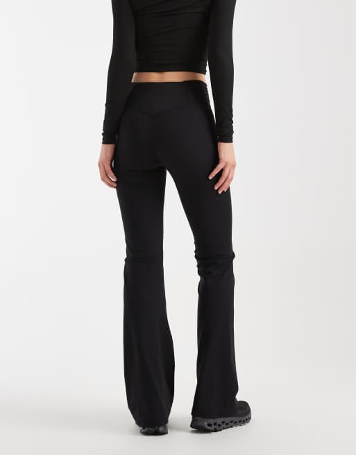 Cotton On - Ultra Luxe - Leggings neri a zampa con elastico invisibile, 4 di 5