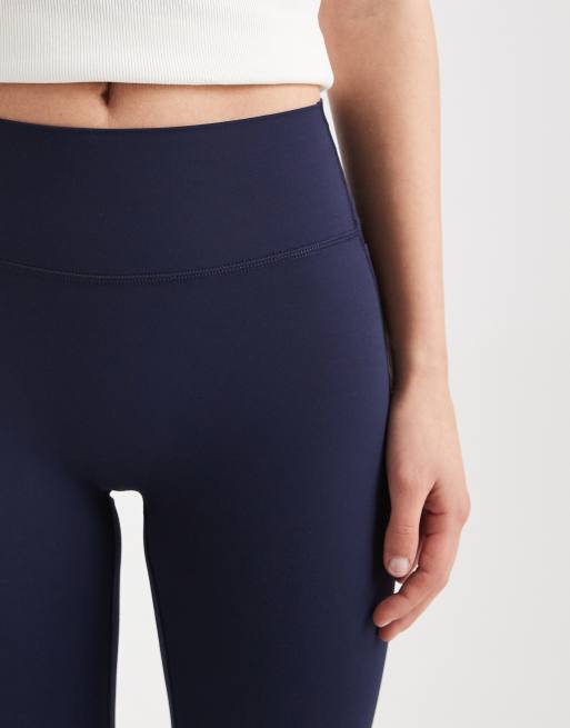 Cotton On – Ultra Luxe – Unsichtbare, ausgestellte Leggings in Marineblau mit gerafftem Design, 5 von 5