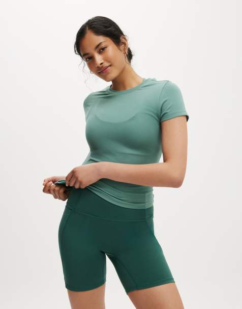 Cotton On Ultra soft fitted tshirt in green - view 1