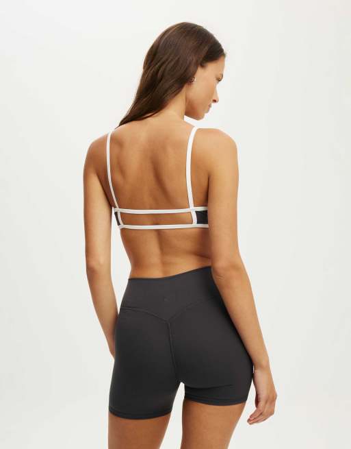 Cotton On Ultra soft invisible scrunch shortie short in graphite, 4 of 4
