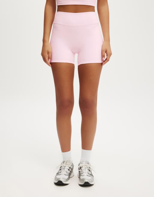 Cotton On Ultra soft invisible scrunch shortie short in pink, 2 of 4