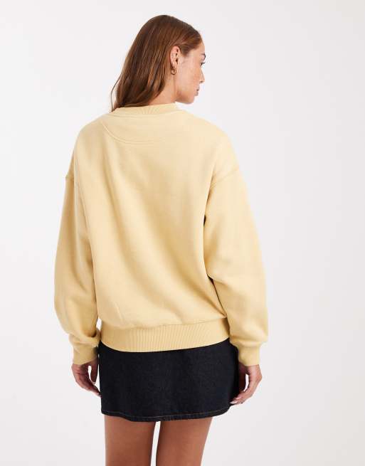 Cotton On - Vasket sennepsgul sweatshirt med vintage-inspireret grafik, 4 af 4