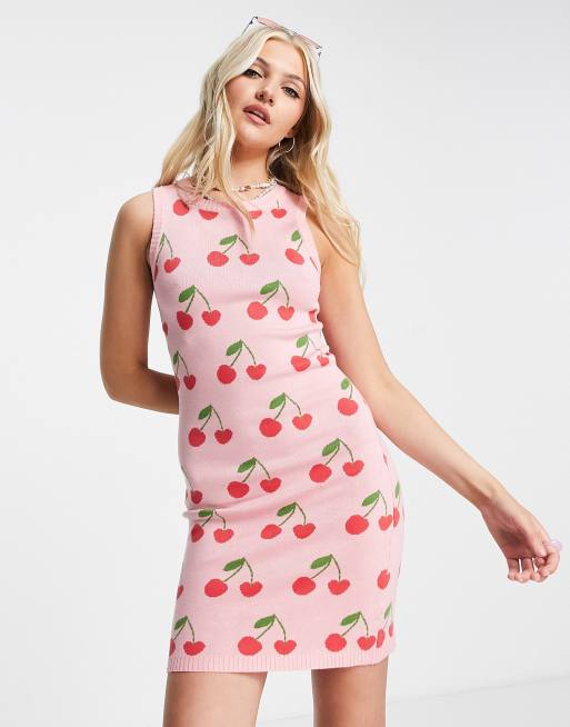 Cotton On - Vestito corto in maglia multicolore senza maniche con grafica con fragole 