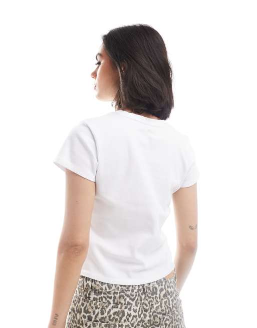 Cotton On – Vit, figursydd och kort t-shirt i 90-talsstil , 3 av 4