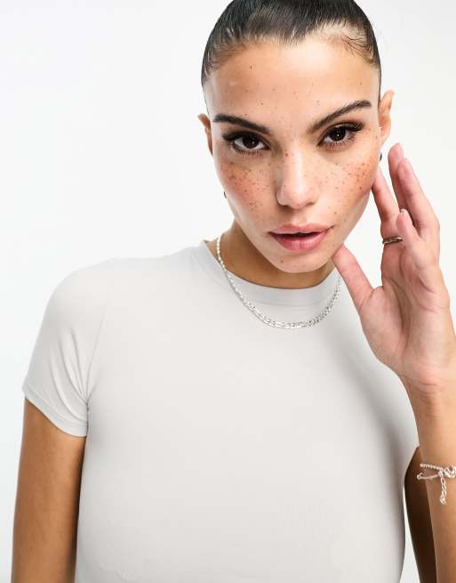 Cotton On – Weiches, geripptes Lounge-T-Shirt mit figurbetontem Schnitt in Grau 