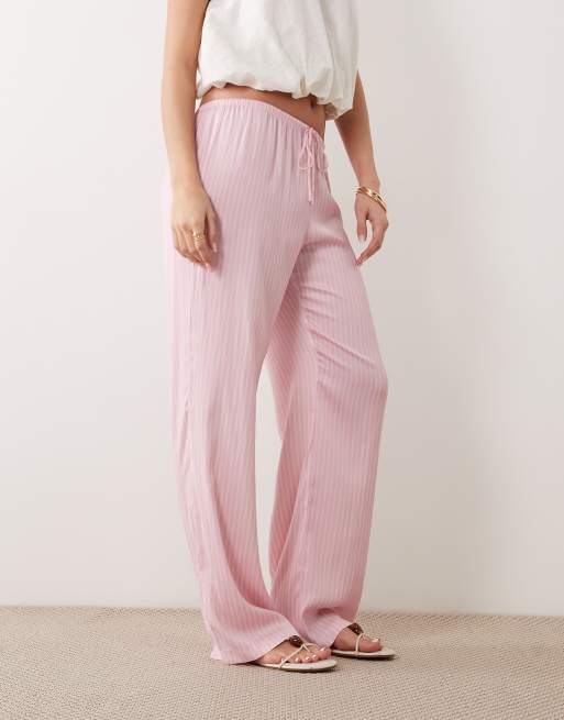 Cotton On – Weit geschnittene Schlafhose aus gewaschenem Satin in gestreiftem Rosa, 2 von 5