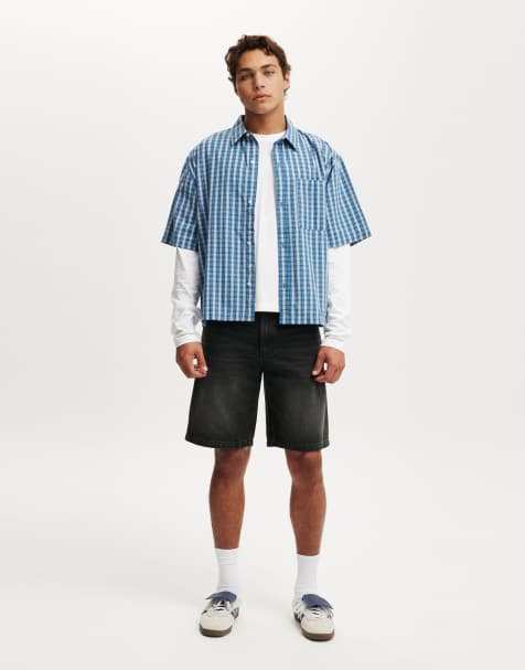 Cotton On – Weite Jeansshorts in Revolve Black - view 1