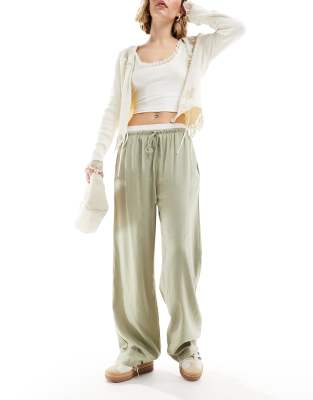 Cotton:On Cotton On wide leg relaxed trousers with drawstring waist in sage-Brown