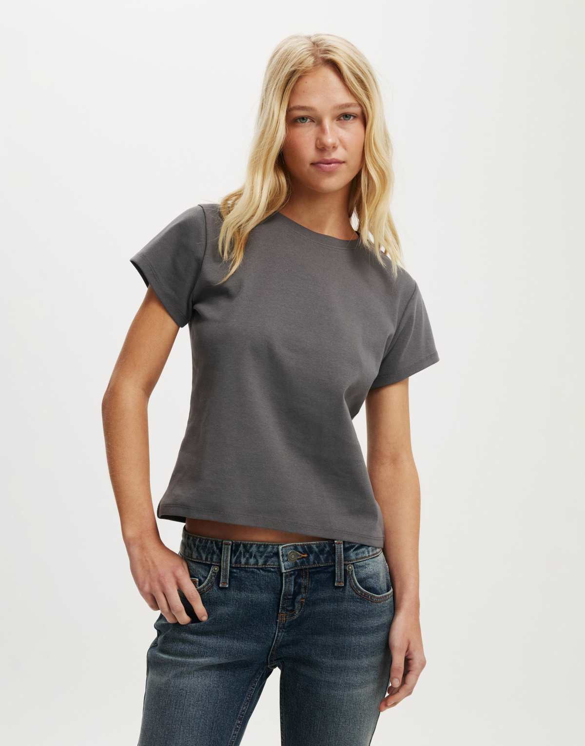 Cotton:On 90s baby tee in charcoal