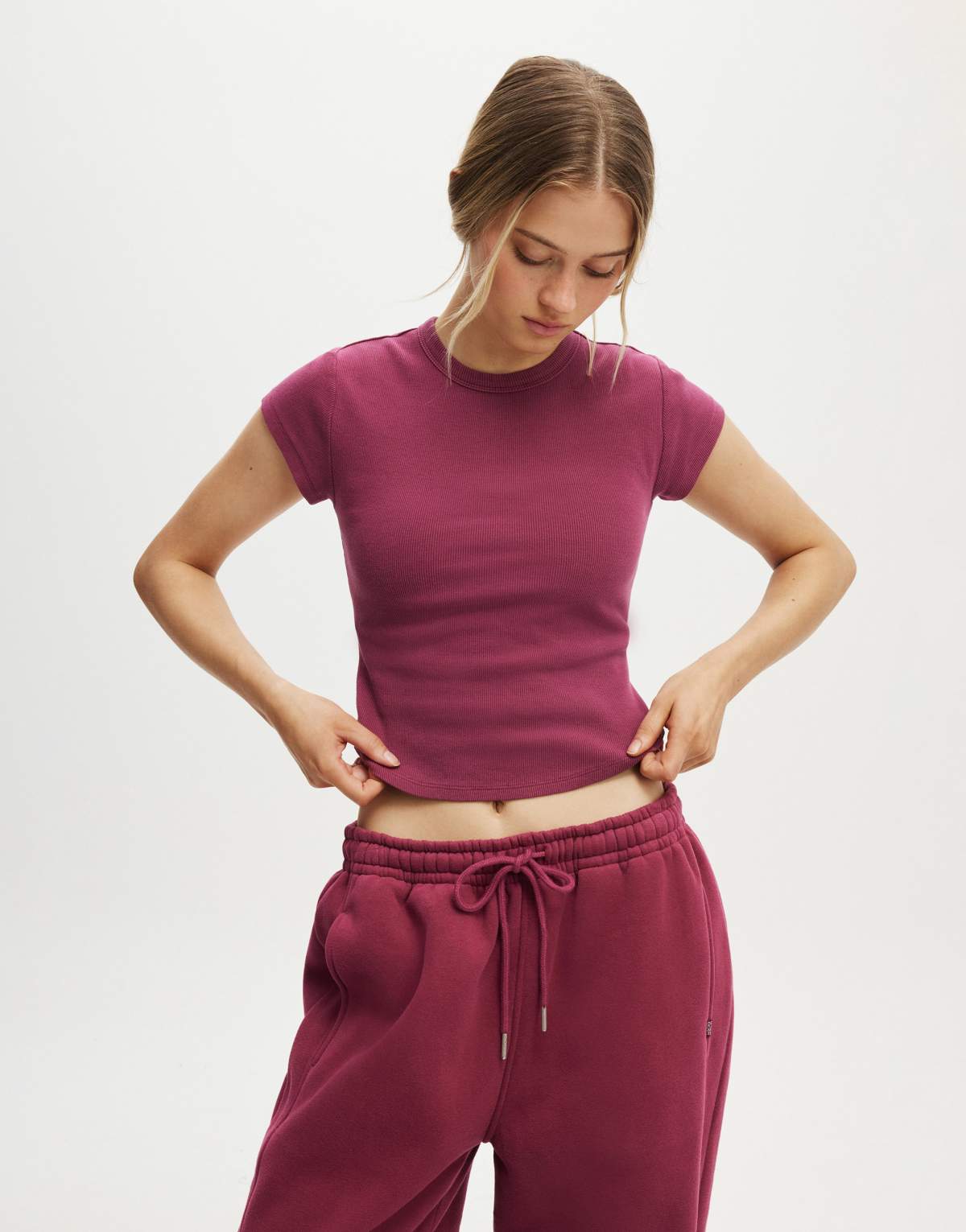 Cotton:On Active curved hem baby tee in burgundy