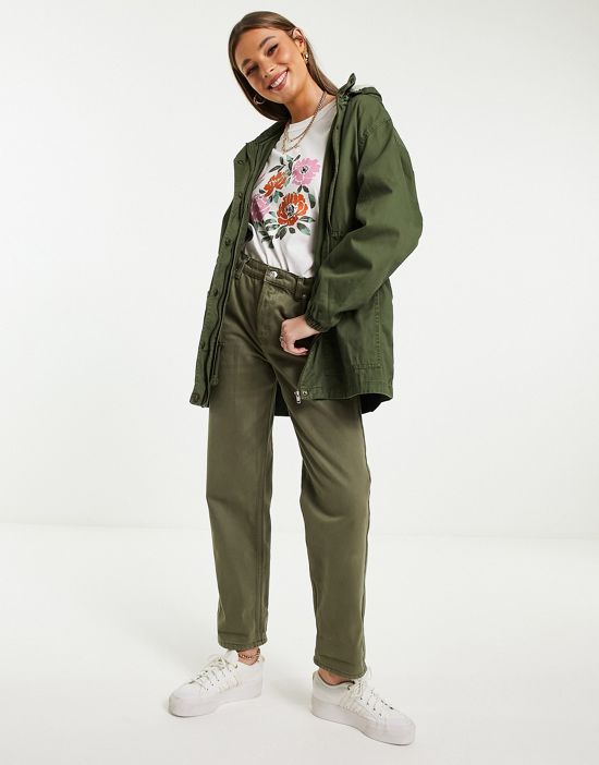 https://images.asos-media.com/products/cottonon-anorak-jacket-in-green/200807422-4?$n_550w$&wid=550&fit=constrain
