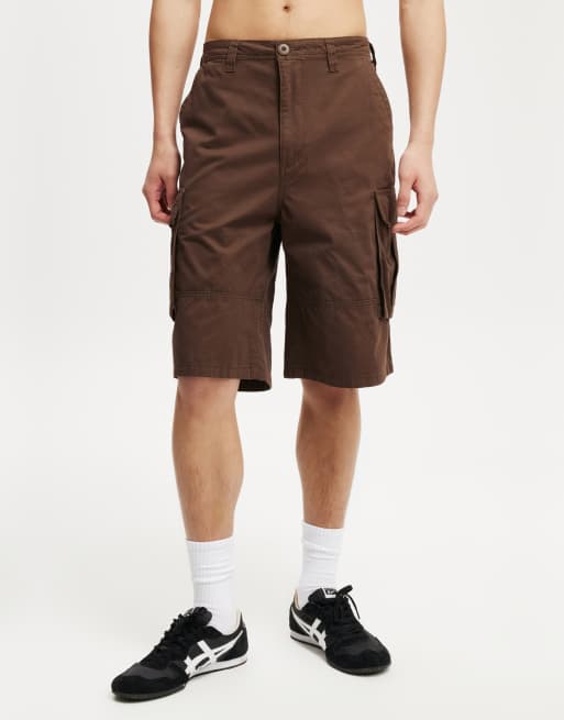 Cotton:On Baggy cargo short in chocolate twill