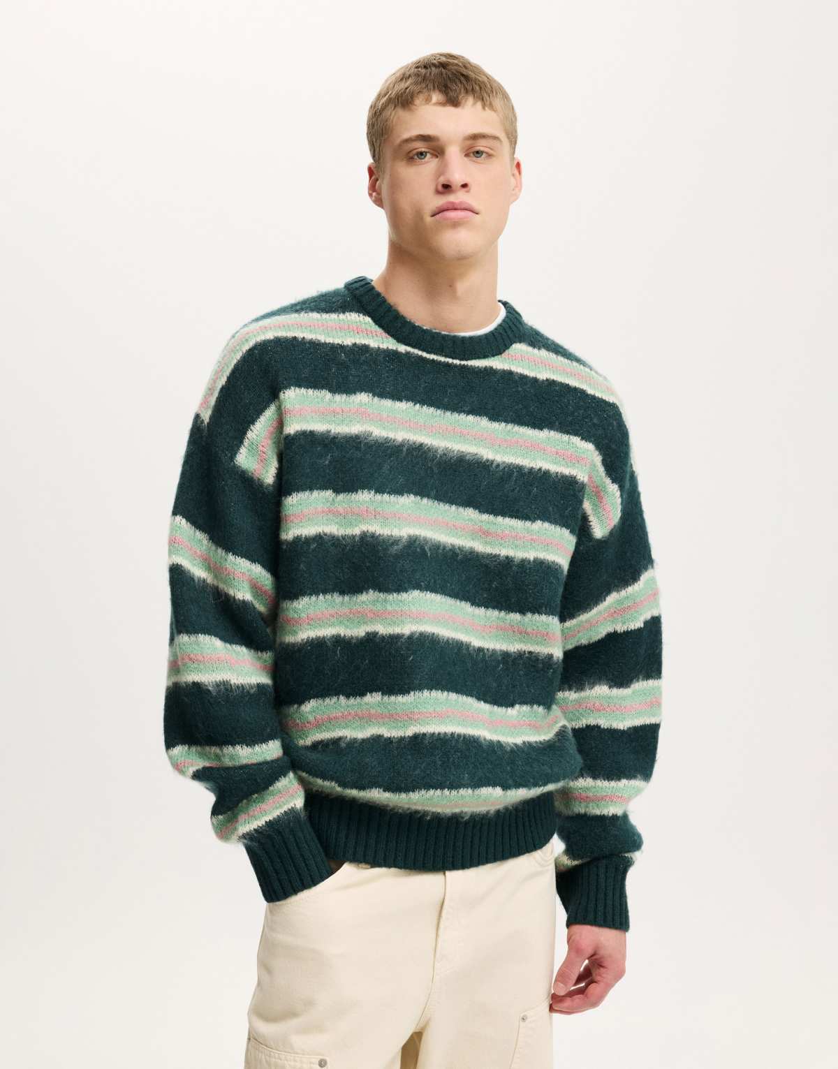 Cotton:On Box fit fuzzy crew knit in green