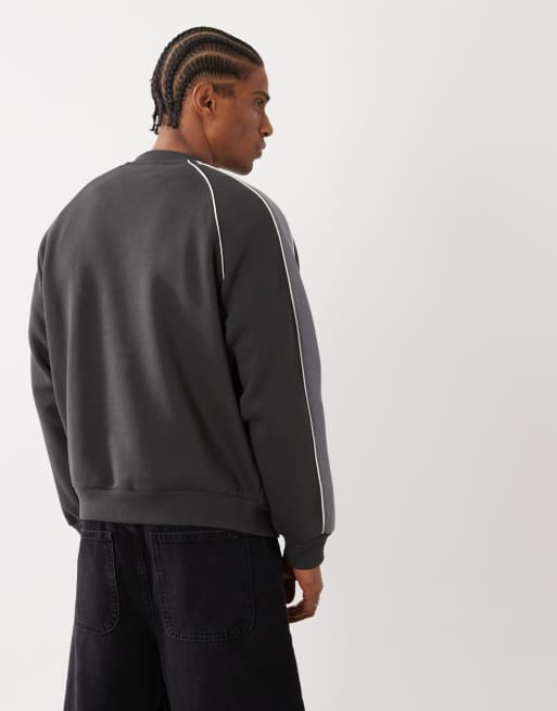 CottonOn box fit graphic crew sweatshirt in faded slate, 3 of 5