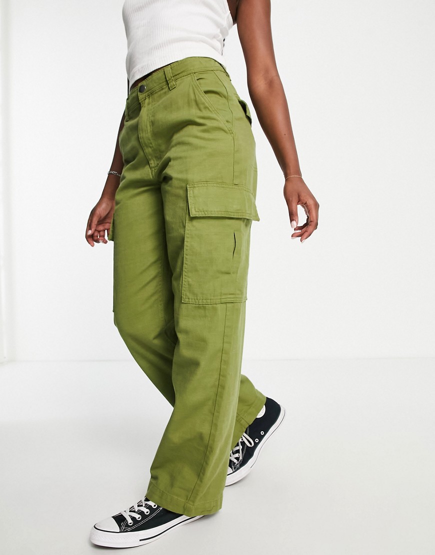 Cotton: On cargo pants in dark green