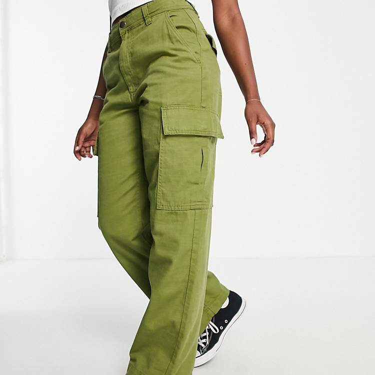 New Look Cargo Pants in Green Slacks and Chinos Cargo trousers Womens Clothing Trousers 