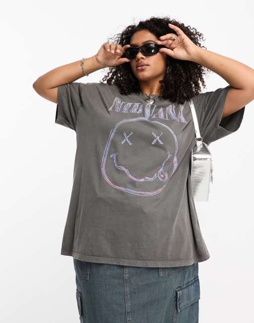 Cotton:On Curve – Skiffergrå T-shirt med Nirvana-tryck