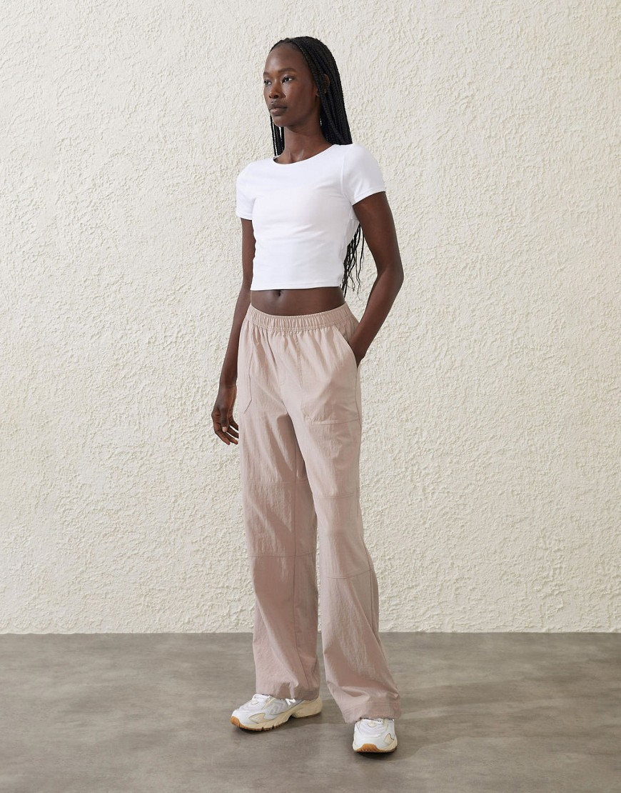Cotton:On Essential move pant in affogato-Brown