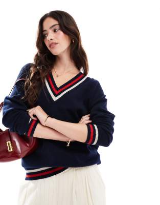 Shop Cotton:On Everfine v neck pullover in blue Online – Trendy & Affordable Fashion