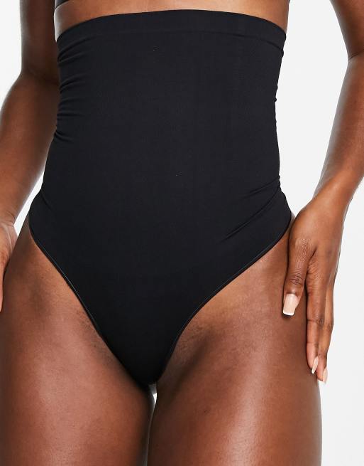 Cotton:On – Formender Tanga in Schwarz mit hohem Bund