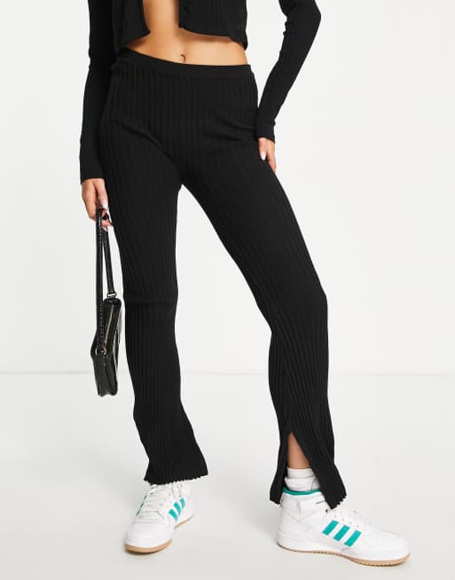 Cotton:On - Geribbelde joggingbroek in zwart
