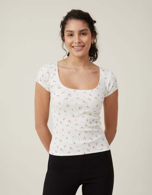 Cotton:On Lou square neck short sleeve in sophie strawberry