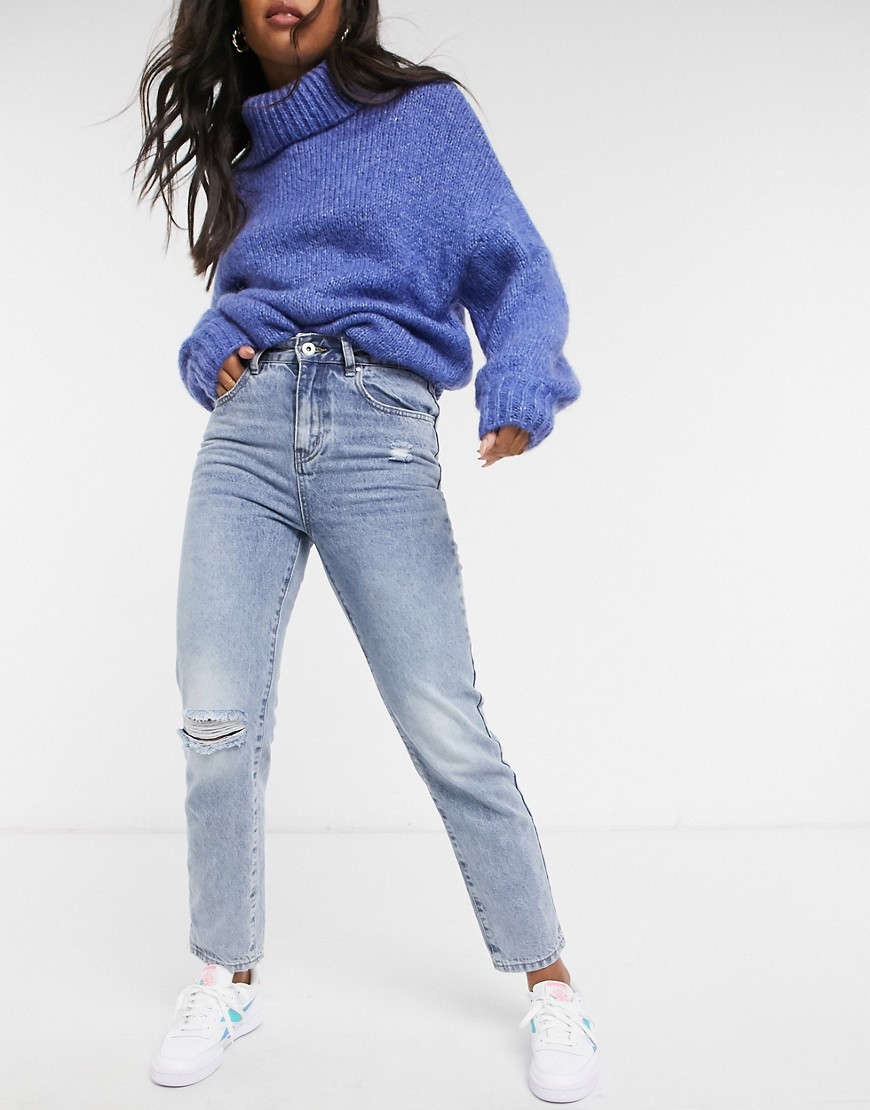 Cotton: On mom jeans with rips in light wash blue-Blues