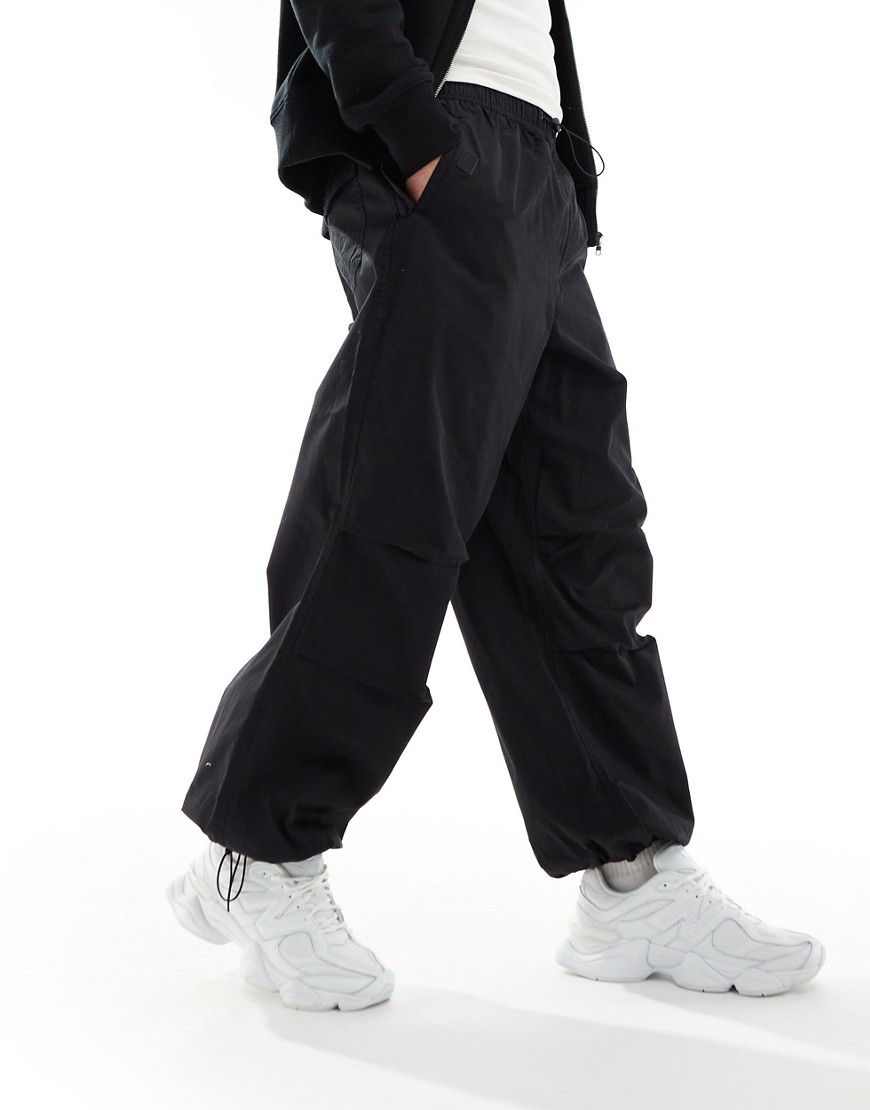 Cotton:On Parachute field pant in black