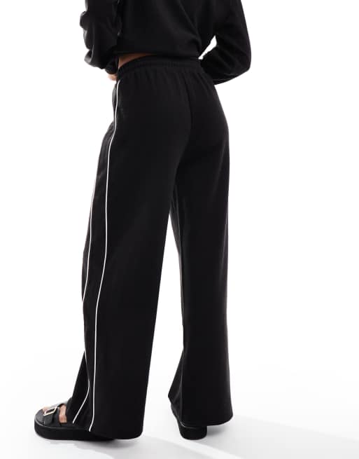 Rib Trim Pant in Black
