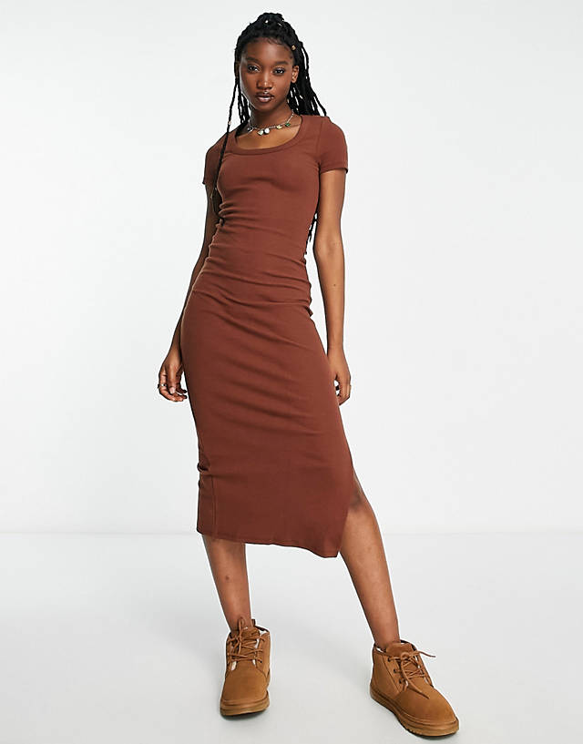Cotton:On ribbed tee midi dress in brown