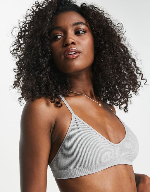 Cotton: On seamless triangle bralette in grey