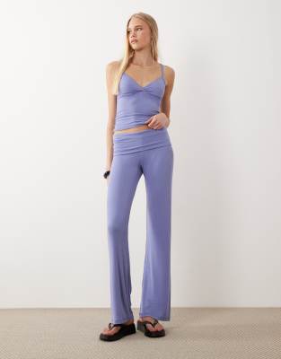 Sleep Recovery - Ensemble avec pantalon à taille rabattue et top à bonnets triangle - Bleu rêve XL