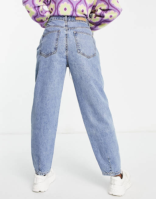 Jeans Cotton:On slouchy mom jean in dark wash blue 
