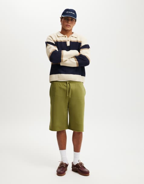 Cotton:On Super baggy fleece short in green - view 1