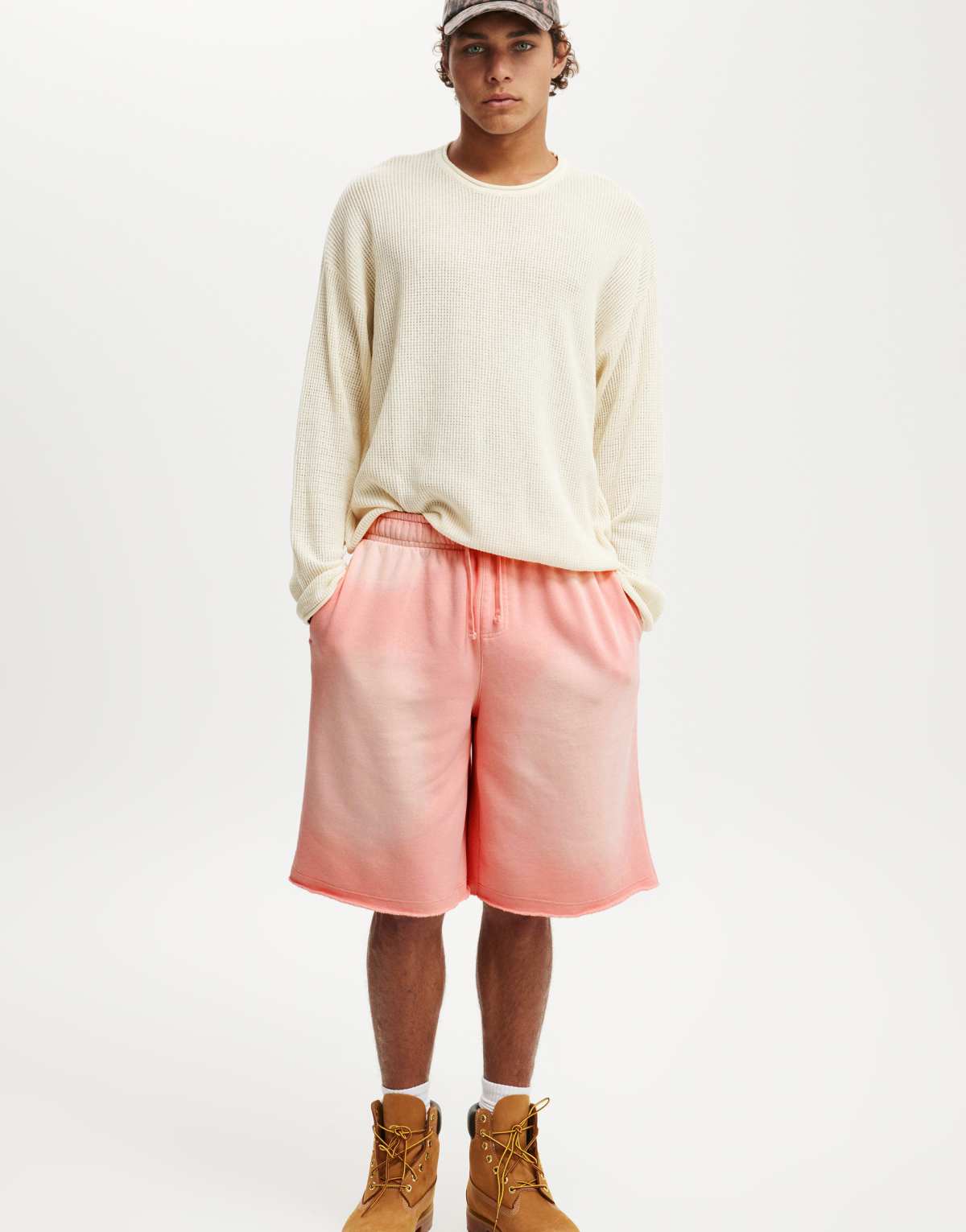 Cotton:On Super baggy fleece short in melon / y2k wash