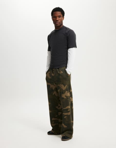Cotton:On Super baggy track pant in green - view 1