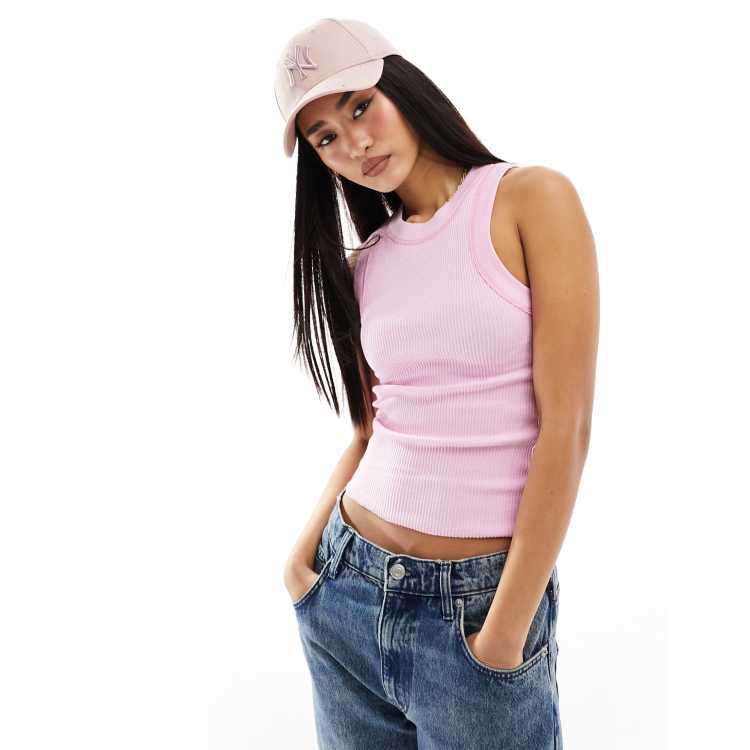 205649974-1-pink?$n_750w$&wid=