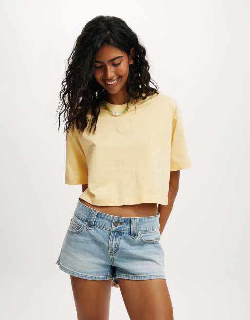Cotton:On The cropped boxy graphic tee in yellow