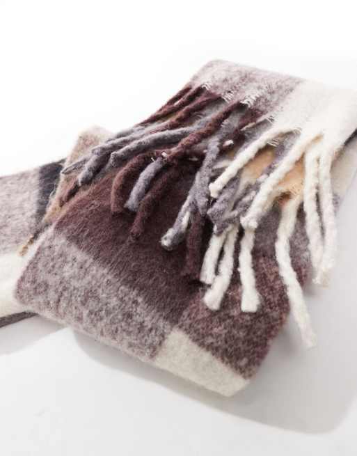 Cotton:On Wide scarf in black, 3 of 3