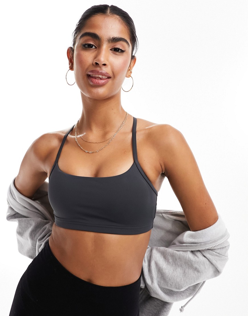 Cotton:On workout crop top in Navy-Blue
