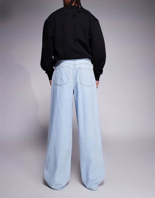 Courtside baggy carpenter denim jeans in lightwash blue, 2 of 5